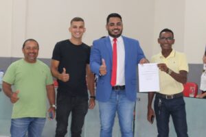 12599_12c6803fc5cde177f6dd57c1274ab38c